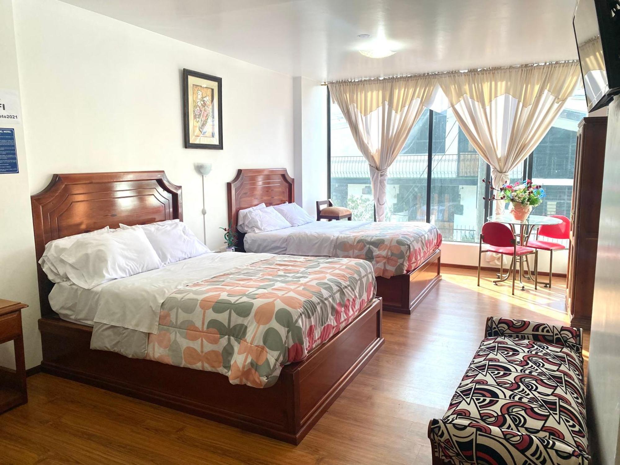 Loreto Hotel Latacunga Extérieur photo